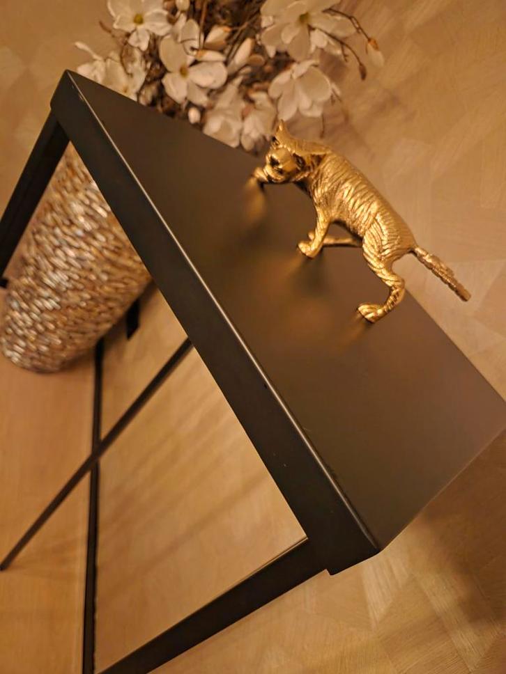 Stijlvolle plantentafel / zuil - 119cm hoog, Huis en Inrichting, Tafelonderdelen, Gebruikt, 100 tot 150 cm, Minder dan 50 cm, Metaal