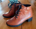 Hartjes enkellaarzen cognac leer, maat 4 ( 37) als nieuw, Kleding | Dames, Schoenen, Bruin, Lage of Enkellaarzen, Ophalen of Verzenden