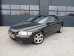 Volvo S60 2.4 140PK 2006 Groen, Auto's, Voorwielaandrijving, 74 €/maand, Zwart, Particulier