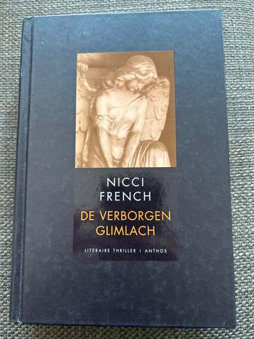 De Verborgen Glimlach - Nicci French beschikbaar voor biedingen