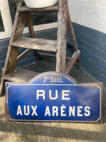 Brocante Frans straatnaambord beschikbaar voor biedingen