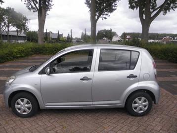 Daihatsu Sirion 1.0 51KW 2008 Grijs beschikbaar voor biedingen
