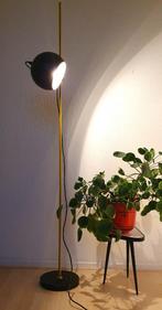 Enkele space bol lamp op staander, Gebruikt, 100 tot 150 cm, Metaal, Vintage / sixties / space