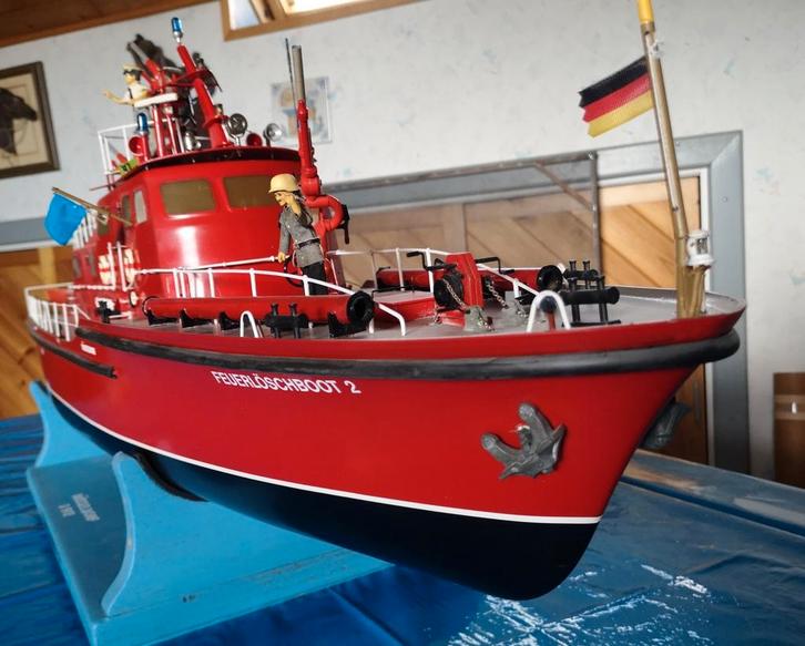 Modelbouwboot Robbe Düsseldorf, Hobby en Vrije tijd, Modelbouw | Boten en Schepen, Zo goed als nieuw, Groter dan 1:32, Overige merken