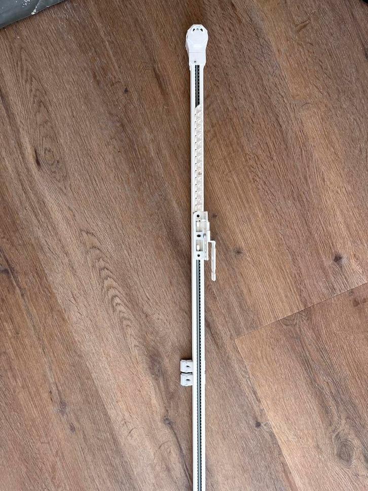 Elektrische gordijnrails Forest met Z-Wave motor - 3.18m, Huis en Inrichting, Stoffering | Gordijnen en Lamellen, Zo goed als nieuw