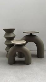 Colmore set kandelaar en vaas metaal grijs industrieel, Ophalen of Verzenden, Zo goed als nieuw, Overige materialen, Minder dan 25 cm