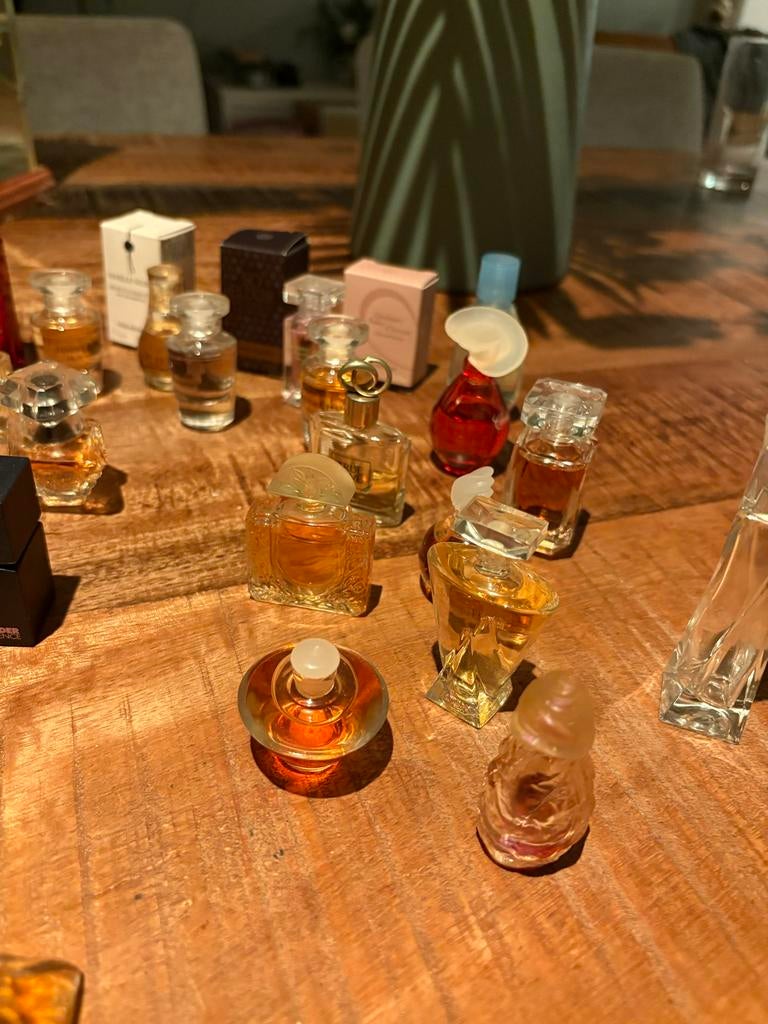 Miniatuur Parfum Collectie, Ophalen of Verzenden, Gebruikt