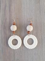 Leuke bruin / creme kleurige oorbellen (nieuw), Overige materialen, Hangers, Beige, Nieuw