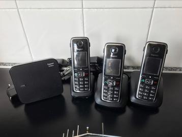 Siemens Gigaset met 3 telefoons beschikbaar voor biedingen