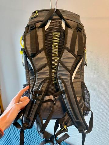Manfrotto Hover-25 camera backpack beschikbaar voor biedingen