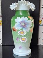 Opaline vaas, Antiek en Kunst, Antiek | Vazen, Ophalen