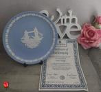 Wedgwood Jasperware verzamel-bord met de Tower Bridge 17 cm, Ophalen of Verzenden, Gebruikt, Porselein, Bord of Schaal