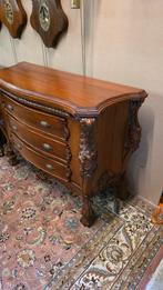 Grote barok commode, Ophalen