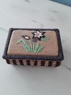 vintage naaimandje, Antiek en Kunst, Ophalen of Verzenden