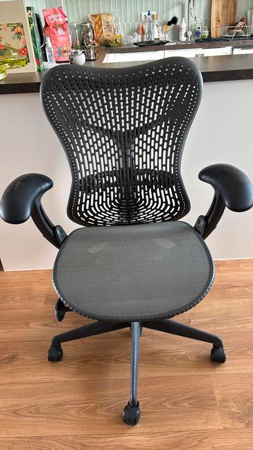 Herman Miller Mirra Ergonomische Bureaustoel beschikbaar voor biedingen