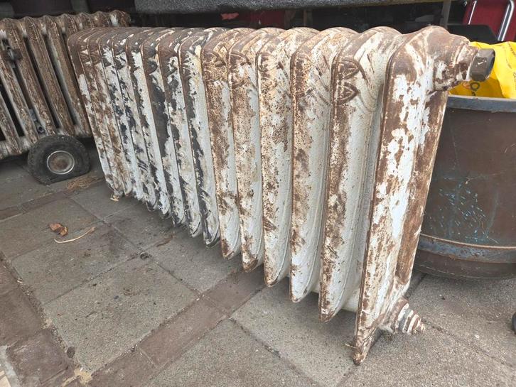 Antieke Gietijzeren Radiator Art Deco, Antiek en Kunst, Curiosa en Brocante, Ophalen
