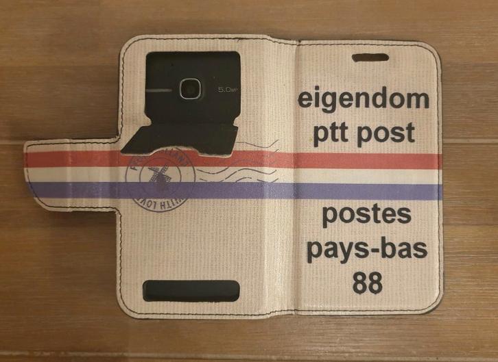 Telefoon hoes / bookcase voor Alcatel., Computers en Software, Tablet-hoezen, Zo goed als nieuw, Bescherming voor- en achterkant