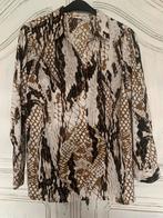 Prachtige blouse maat 46-48 gladde stof en paremoer knoopjes, Ophalen of Verzenden, Nieuw, Beige