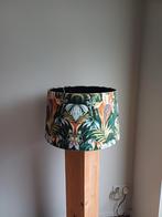 Gave vloerlamp van steigerhout, Ophalen, Zo goed als nieuw