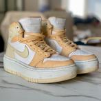 Jordan 1 Elevate High Celestial Gold Maat 35.5, Nike Air Jordan, Geel, Ophalen of Verzenden, Sneakers of Gympen