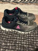 Hardloopschoenen dames maat 40, Ophalen of Verzenden, Gedragen, Grijs, Sportschoenen