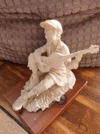 Italiaans beeld van jongen/zwerver beeld, Verzamelen, Ophalen of Verzenden, Gebruikt, Mens