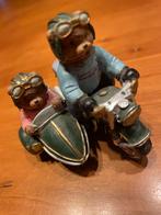 Beeldje: 2 Beren op Motor met Zijspan, Verzamelen, Ophalen of Verzenden, Zo goed als nieuw, Dier