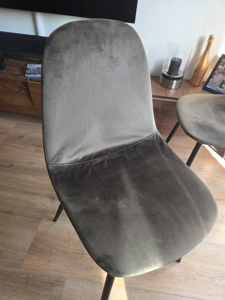 4 Mooie eetkamertoelen- Stijlvol en comfortabel!, Huis en Inrichting, Stoelen, Zo goed als nieuw, Eén, Metaal, Stof, Ophalen of Verzenden