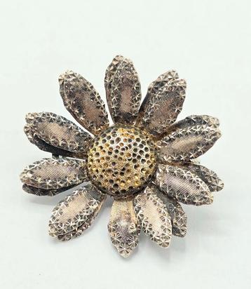 Zilveren Broche Bloem
 beschikbaar voor biedingen
