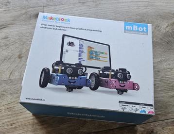 Mbot robotje beschikbaar voor biedingen