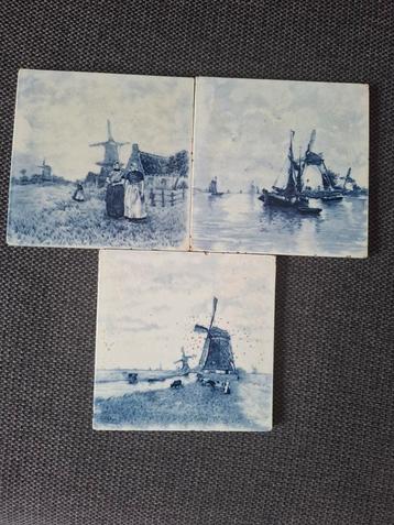 3 oude delftsblauwe tegeltjes beschikbaar voor biedingen