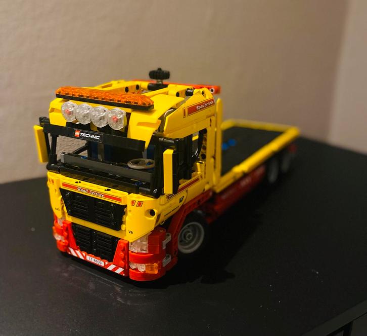 Lego technic 8109 Tow Truck Road Service 2IN1, Kinderen en Baby's, Speelgoed | Duplo en Lego, Zo goed als nieuw, Lego, Complete set
