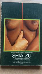 Shiatzu; door Irwin en Wagenvoord, Gelezen, Ophalen of Verzenden, Instructieboek, Overige onderwerpen
