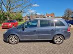 Opel Zafira 2.2i, airco,trekhaak, stuurbekrachtiging defect, Auto's, Origineel Nederlands, Te koop, Zilver of Grijs, Benzine