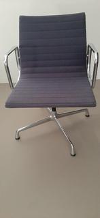 Bureaustoel Vitra EA108, Huis en Inrichting, Ophalen, Blauw, Zo goed als nieuw, Bureaustoel