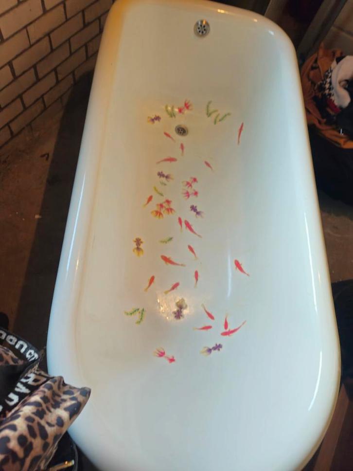 Gietijzeren bad op poten, Doe-het-zelf en Verbouw, Sanitair, Gebruikt, Bad, Ophalen