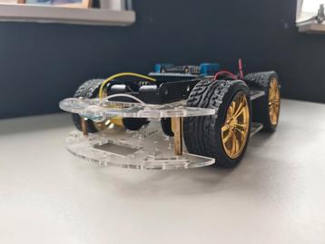 Arduino Robot Auto beschikbaar voor biedingen