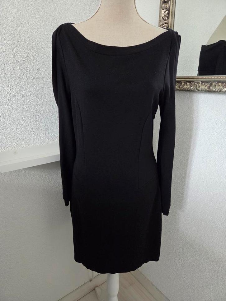 Zwarte jurk AllSaints, Kleding | Dames, Jurken, Zo goed als nieuw, Maat 38/40 (M), Zwart, Knielengte, Ophalen of Verzenden