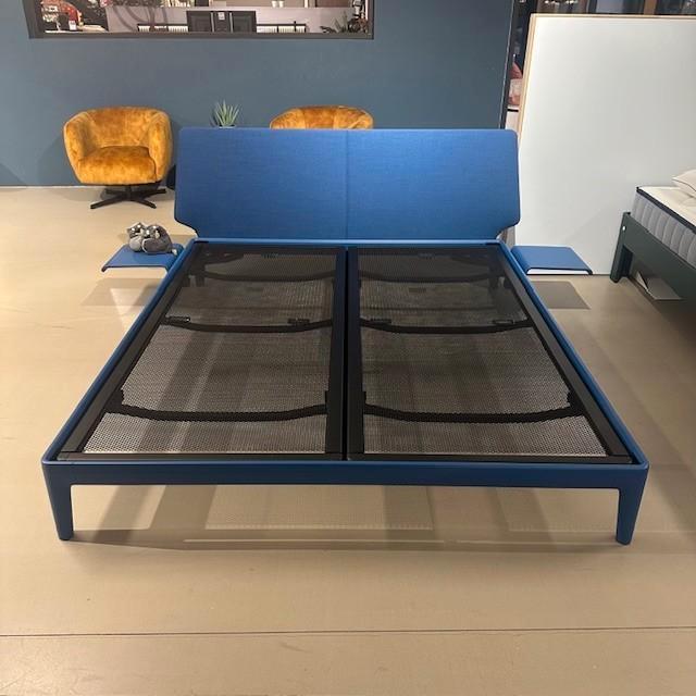Auping Essential Bedmodel - 180x210cm, Huis en Inrichting, Slaapkamer | Bedden, Nieuw, Tweepersoons, 180 cm, 210 cm, Metaal, Blauw
