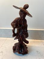 Houtsnijwerk Aziatische man, visser., Antiek en Kunst, Ophalen of Verzenden