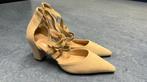 Nieuwe Dames Pumps, Beige, Nieuw, Ophalen of Verzenden, Schoenen met hoge hakken