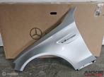 Mercedes C63 AMG spatbord W205 S205 A2058800418, Gebruikt, Ophalen of Verzenden