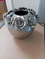 Zilveren vaasje met bloemen rand | rofra home, Overige materialen, Overige kleuren, Ophalen of Verzenden, Zo goed als nieuw
