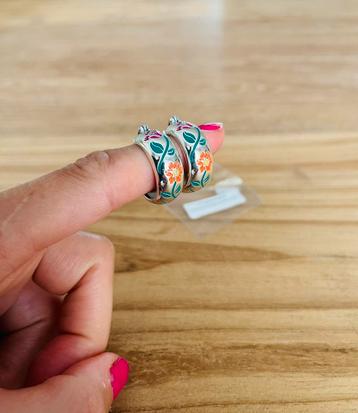 Oorbellen anna nina 924 zilver flower garland hoops beschikbaar voor biedingen