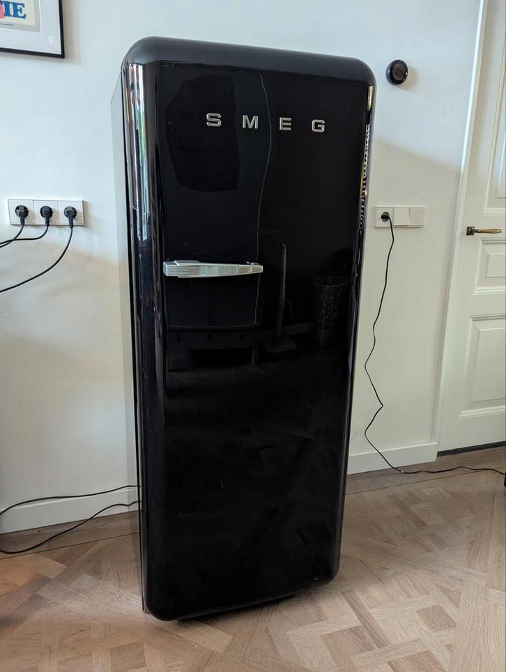 SMEG Koelkast met Vriesvak, Witgoed en Apparatuur, Koelkasten en IJskasten, Gebruikt, Met vriesvak, 150 tot 200 liter, 140 tot 160 cm