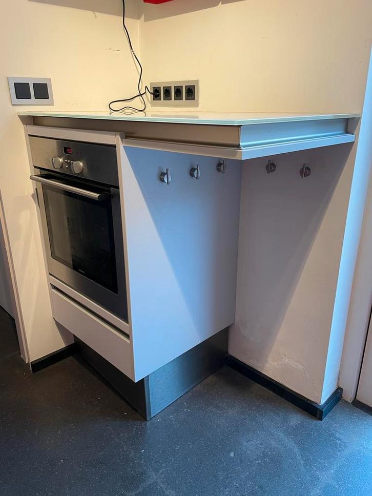 Kookeiland met hardglazen blad - 108x60x115 cm, Huis en Inrichting, Keuken | Keukenelementen, Gebruikt, 100 tot 150 cm, 100 tot 150 cm