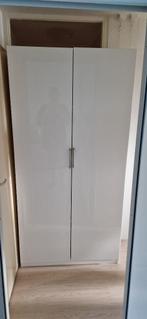 Witte Smalle Ikea kast, Huis en Inrichting, Kasten | Kledingkasten, Ophalen, Smal, Gebruikt, 200 cm of meer