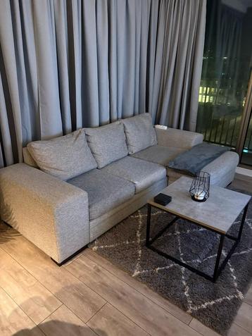 Stijlvolle Salontafel beschikbaar voor biedingen