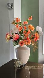 SALE Nieuw zijdenbloemen boeket, Binnen, Majestic Flowers, Almere, Nieuw