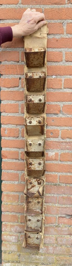 Brocante oud onderdeel schoepenrad beschikbaar voor biedingen